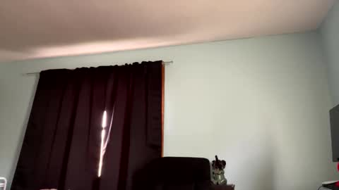 Blissful Foxtrot online show from April 16, 1:12 pm