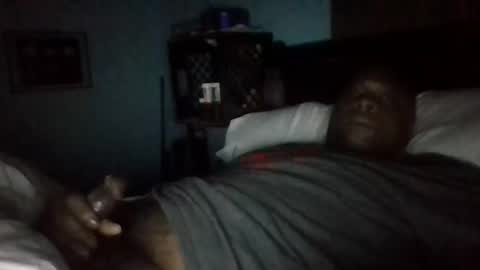 Snapshot of blkdiamonddick69 chatting on April 17, 12:08 pm blkdiamonddick69 online show from April 17, 12:08 pm