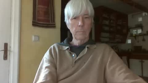 Snapshot of blomkuk chatting on November 2, 12:29 pm blomkuk online show from November 2, 12:29 pm