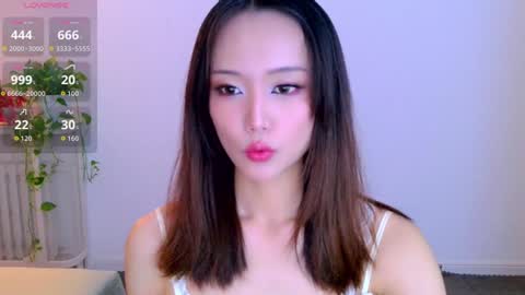 Snapshot of blon_kater chatting on June 9, 7:42 am YoYo online show from June 9, 7:42 am