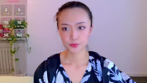 Snapshot of blon_kater chatting on June 17, 9:56 am YoYo online show from June 17, 9:56 am