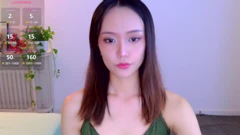 Snapshot of blon_kater chatting on June 18, 9:25 am YoYo online show from June 18, 9:25 am