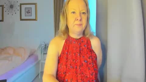 Nicole online show from February 9, 5:50 am