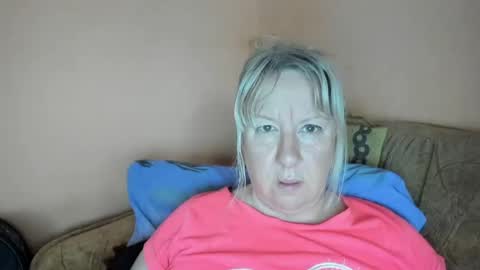 Nicole online show from June 17, 3:42 am