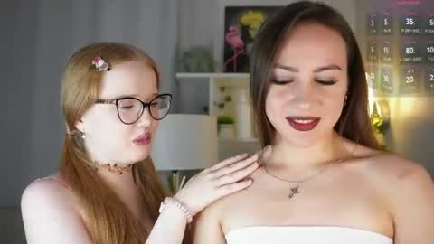 Kate and Mary online show from June 20, 3:09 am