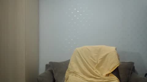 Snapshot of blondeagle chatting on August 3, 7:39 pm Mr Blond online show from August 3, 7:39 pm
