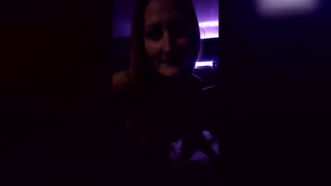 Snapshot of blondebaddie2026 chatting on June 18, 2:45 am blondebaddie2026 online show from June 18, 2:45 am
