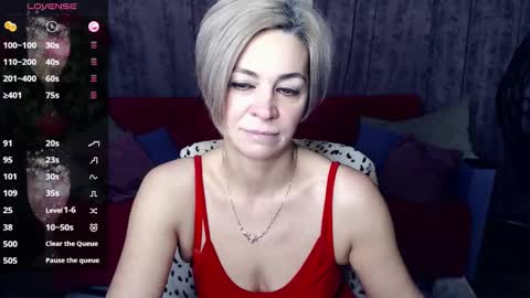 Snapshot of blondemommy_77 chatting on January 13, 8:15 pm Lola online show from January 13, 8:15 pm