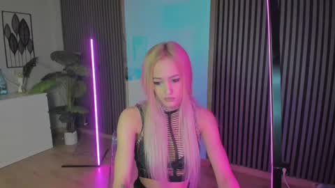 blondie_muller online show from February 22, 8:09 pm