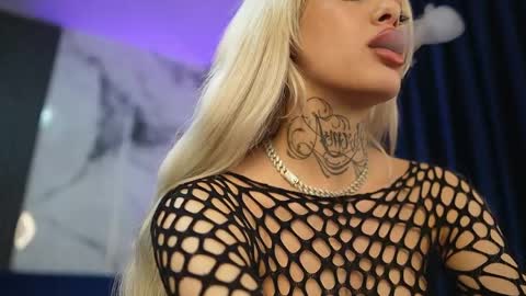 blondie_muller online show from May 2, 7:52 pm