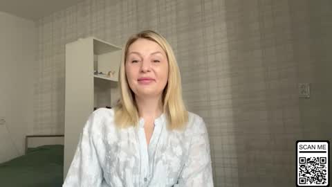 blondie_xoxoxo online show from February 17, 8:22 am