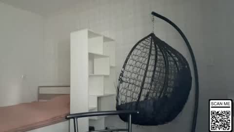 Snapshot of blondie_xoxoxo chatting on June 27, 12:22 pm blondie_xoxoxo online show from June 27, 12:22 pm
