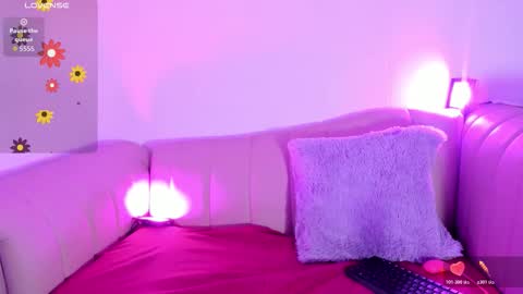 blondiecutee online show from November 27, 4:58 am