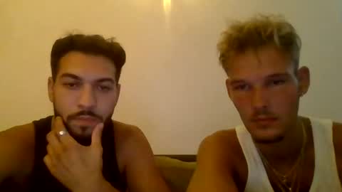 Snapshot of blondiexbrunette chatting on July 8, 2:49 am Aron X Emrah online show from July 8, 2:49 am