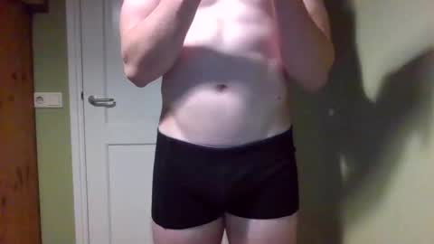 Snapshot of blondsubnl chatting on January 9, 5:59 pm BlondSubNL online show from January 9, 5:59 pm