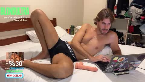 blondultra online show from April 14, 9:54 pm