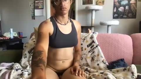 Snapshot of bloodrushbabe chatting on July 9, 8:24 pm bloodrushbabe online show from July 9, 8:24 pm