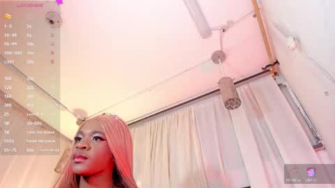 Snapshot of bloom_bbc chatting on November 17, 12:55 pm bloom_bbc online show from November 17, 12:55 pm