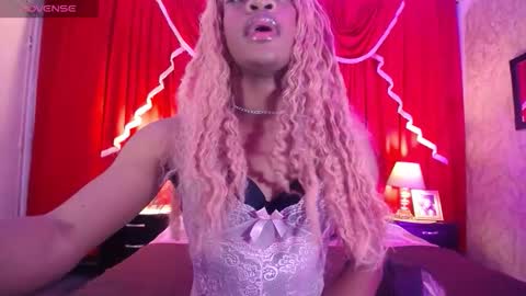 Snapshot of bloom_bbc chatting on February 17, 3:14 am bloom_bbc online show from February 17, 3:14 am