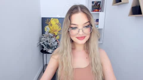 Sophia online show from January 13, 3:36 pm