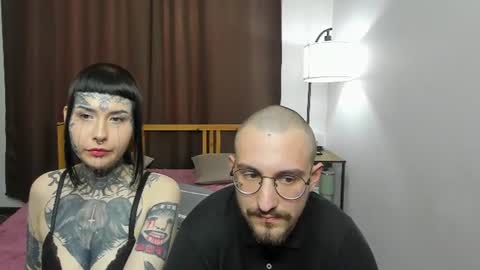 Snapshot of blossomandbee chatting on June 11, 5:44 pm Sasha and Maria online show from June 11, 5:44 pm