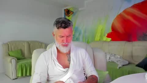 Snapshot of blowmyxxl chatting on January 6, 6:44 pm Nico online show from January 6, 6:44 pm