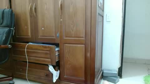 Snapshot of blowy079 chatting on September 16, 8:37 am blowy079 online show from September 16, 8:37 am