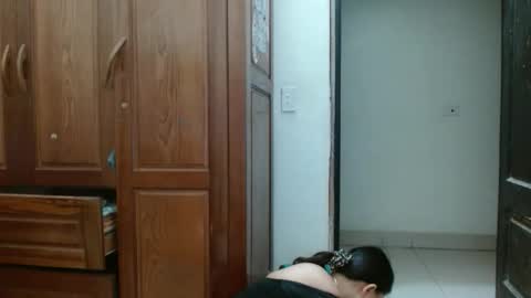 Snapshot of blowy079 chatting on September 20, 11:17 pm blowy079 online show from September 20, 11:17 pm