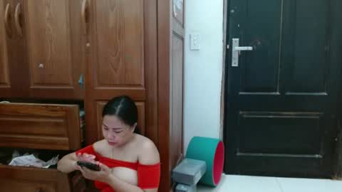 Snapshot of blowy079 chatting on September 23, 12:57 am blowy079 online show from September 23, 12:57 am