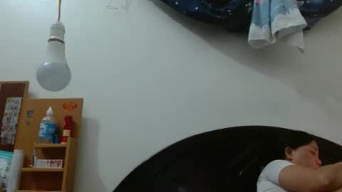 Snapshot of blowy079 chatting on November 16, 5:46 am blowy079 online show from November 16, 5:46 am