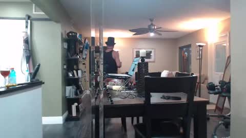 Snapshot of blu4121 chatting on October 31, 9:38 pm Wyatt online show from October 31, 9:38 pm