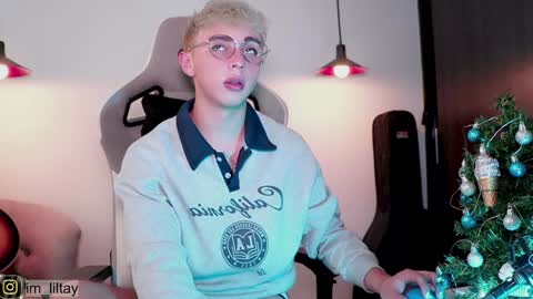 TAY   online show from December 2, 9:50 pm