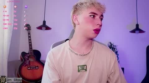 TAY   online show from December 5, 1:17 pm