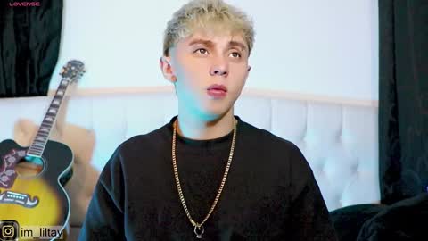 TAY   online show from December 22, 3:55 am