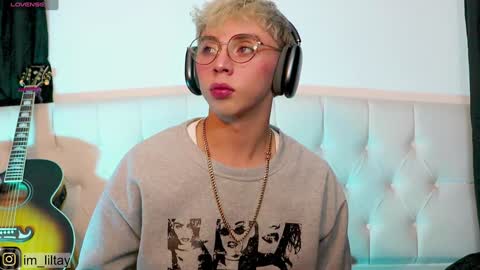 TAY   online show from December 27, 4:47 am