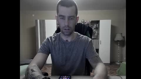 Snapshot of blue_eyed_wolf chatting on January 1, 7:43 pm Runaway online show from January 1, 7:43 pm