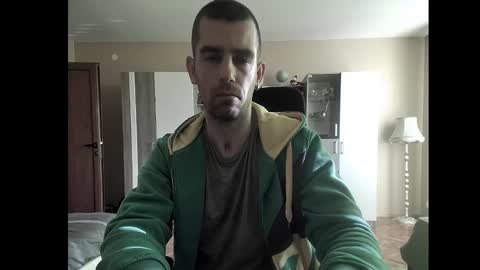 Snapshot of blue_eyed_wolf chatting on January 2, 7:55 am Runaway online show from January 2, 7:55 am