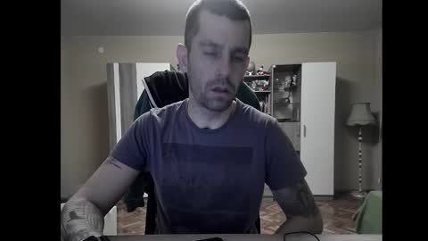 Snapshot of blue_eyed_wolf chatting on January 3, 6:57 pm Runaway online show from January 3, 6:57 pm