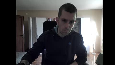 Snapshot of blue_eyed_wolf chatting on January 8, 1:09 pm Runaway online show from January 8, 1:09 pm