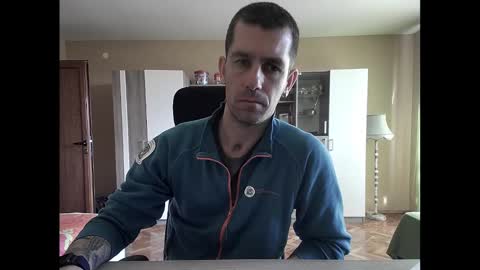 Snapshot of blue_eyed_wolf chatting on February 7, 1:01 pm Runaway online show from February 7, 1:01 pm