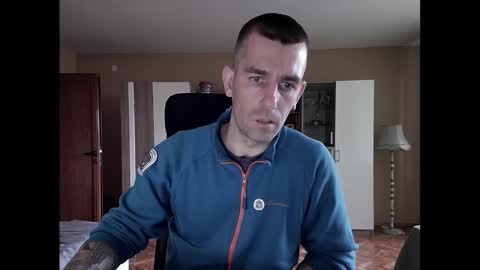 Snapshot of blue_eyed_wolf chatting on March 10, 3:52 pm Runaway online show from March 10, 3:52 pm