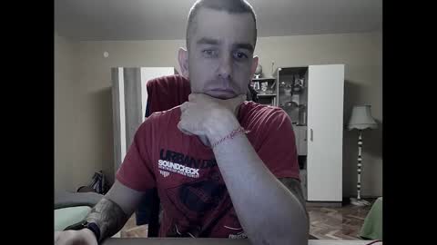 Snapshot of blue_eyed_wolf chatting on March 10, 9:07 pm Runaway online show from March 10, 9:07 pm