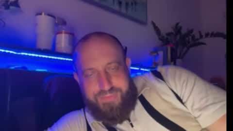blue_eyes247 online show from June 13, 8:45 am