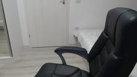 Juliet online show from February 3, 6:02 pm