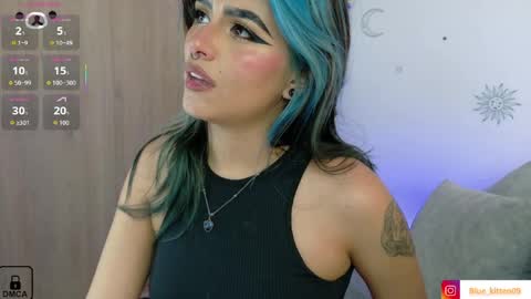 blue_kittenn online show from April 1, 10:18 pm
