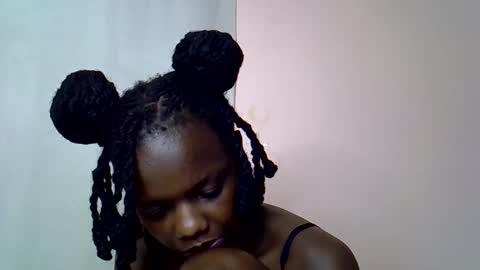 blue_savagee online show from November 1, 10:34 pm