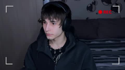 SONNYVAN online show from October 29, 2:19 pm