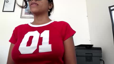 blueaby1 online show from October 31, 5:47 pm