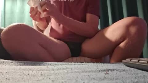 Snapshot of bluealpakka chatting on September 21, 2:57 am bluealpakka online show from September 21, 2:57 am