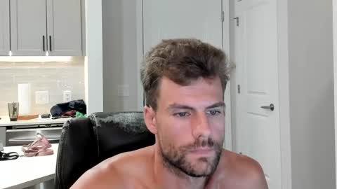 Snapshot of bluecollarhunk chatting on August 8, 5:04 pm BlueCollarHunk online show from August 8, 5:04 pm